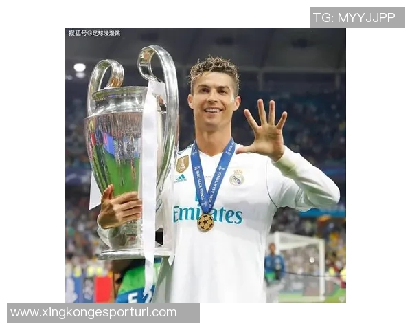 C罗传射助球队获胜社交媒体分享庆祝瞬间展现不懈努力与坚持 C罗传射助球队获胜社交媒体分享庆祝瞬间展现不懈努力与坚持