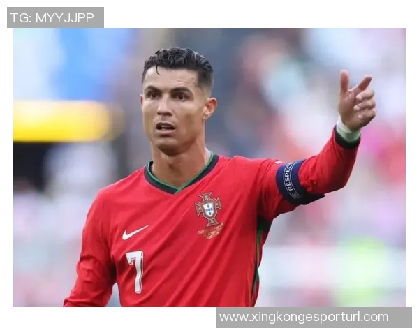 B费英超进球达65个仅次于C罗成葡萄牙球员第二高射手 B费英超进球达65个仅次于C罗成葡萄牙球员第二高射手