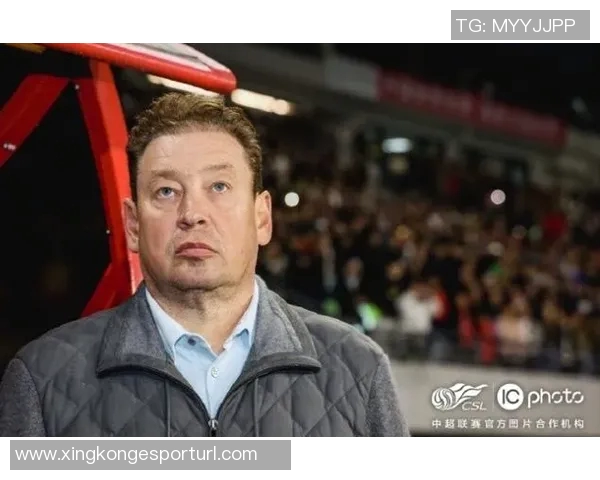 斯卢茨基点评球队表现不佳强调队员需提升竞技状态