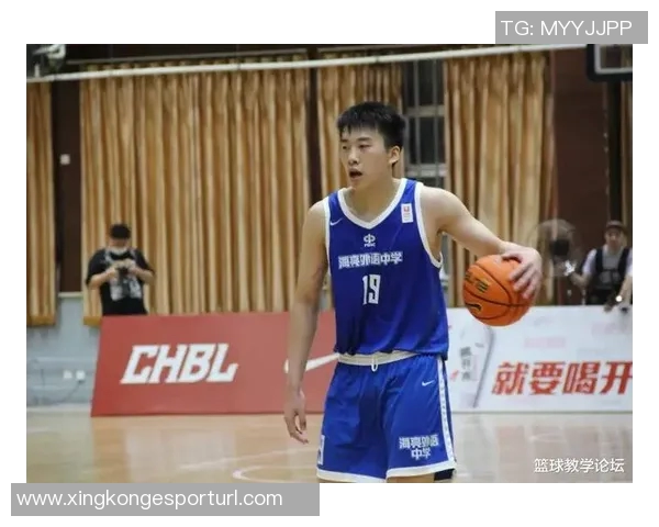 小吧专访旧金山主帅谈王俊杰替补原因及其在球队中的重要性