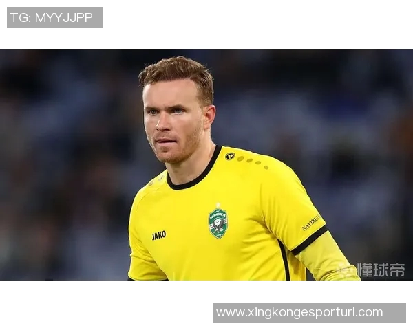 法尔克透露拜仁为门将佩雷茨寻求新租借球队南安普顿表现出浓厚兴趣