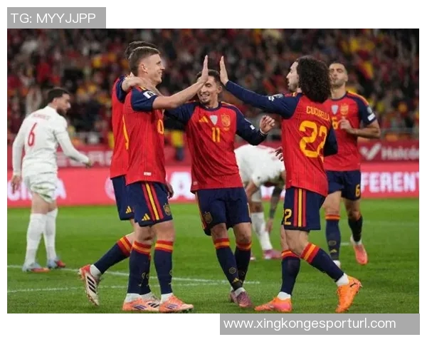 欧洲世预赛精彩瞬间回顾小麦倒钩与麦克连恩中圈吊射争夺最佳进球