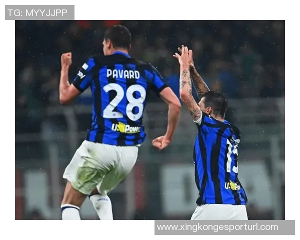 AIC评选上赛季意甲最佳阵容国米五将入选劳塔罗赖因德斯小麦在列 AIC评选上赛季意甲最佳阵容国米五将入选劳塔罗赖因德斯小麦在列